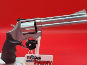 SMITH AND WESSON MAGNUM
